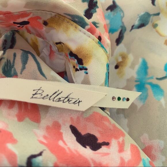 Bellatrix Blouse Shirt Semi Sheer Floral Button Front Blouse Top Size Small - Picture 4 of 14